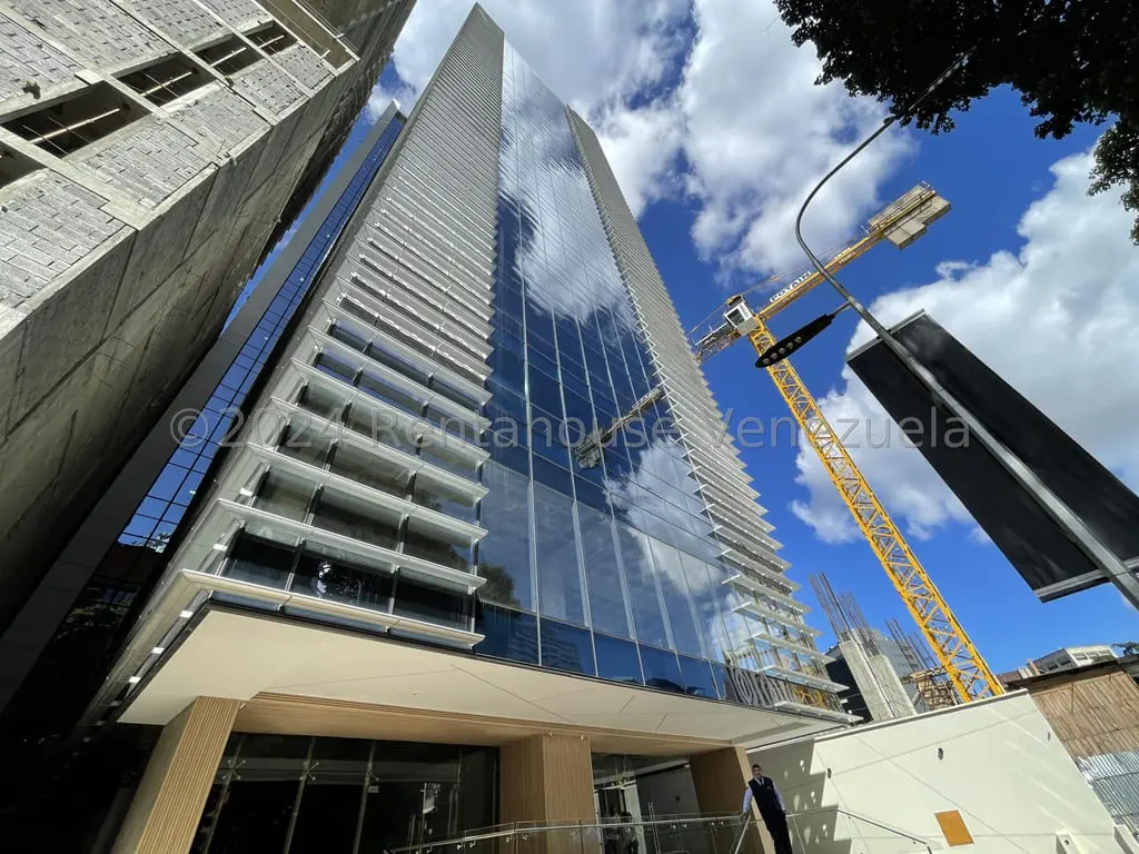 Local comercial en Las Mercedes, Caracas - 1