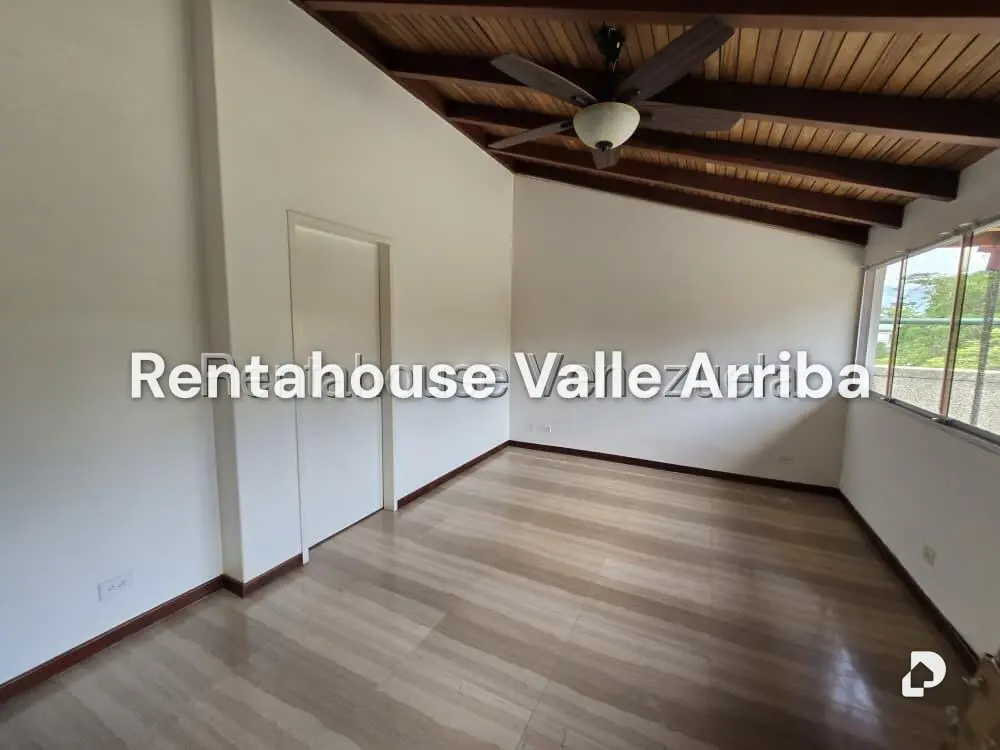 Apartamento en Cumbres de Curumo, Caracas – 21