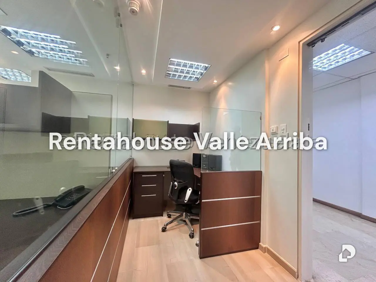 Office in Vizcaya, Caracas – 7