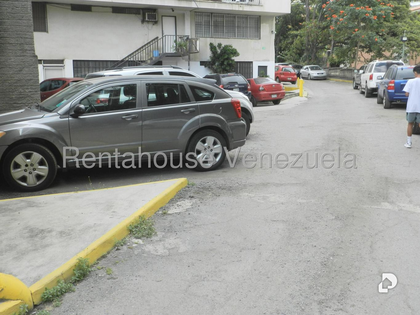Apartamento en Las Mercedes, Caracas – 19