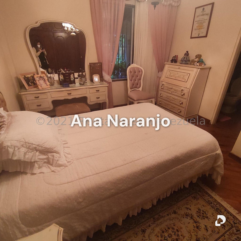 Casa en El Hatillo, Caracas – 34