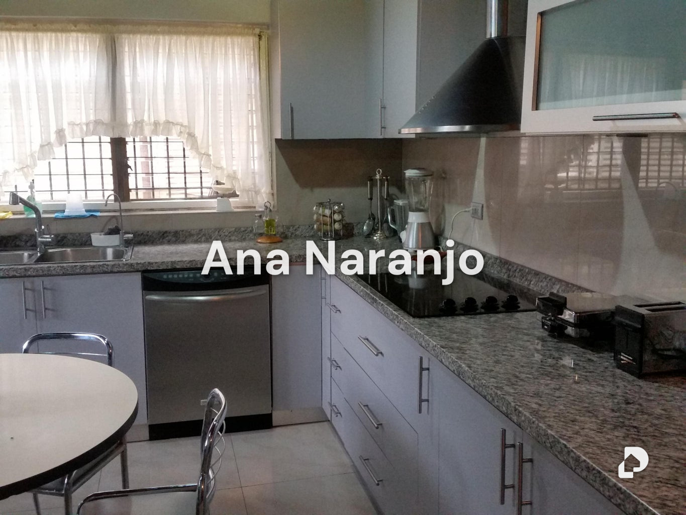 Casa en El Hatillo, Caracas – 22