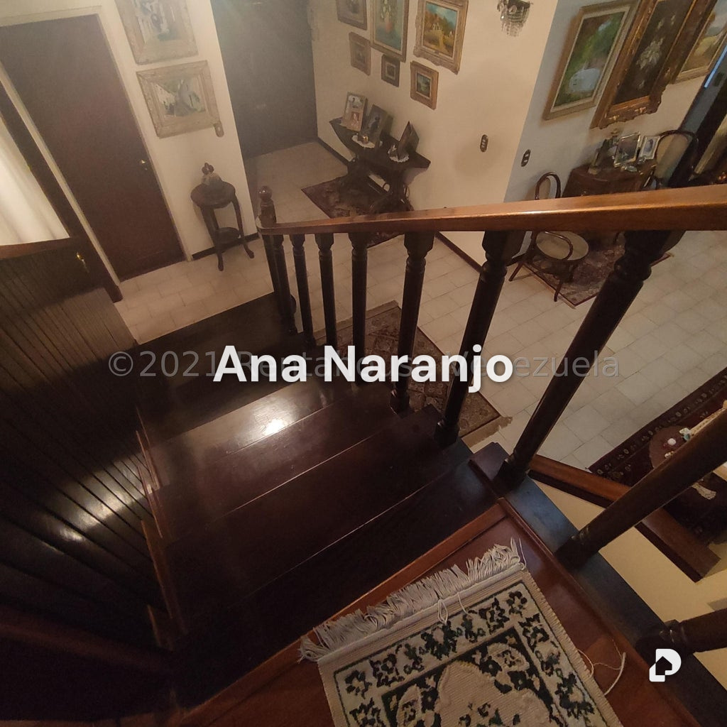 Casa en El Hatillo, Caracas – 26