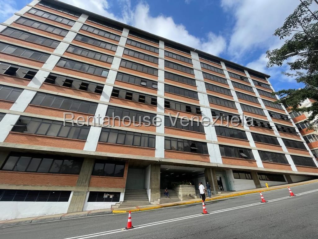 Local comercial en Caracas - 1
