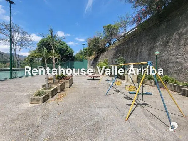 Apartamento en La Trinidad, Caracas