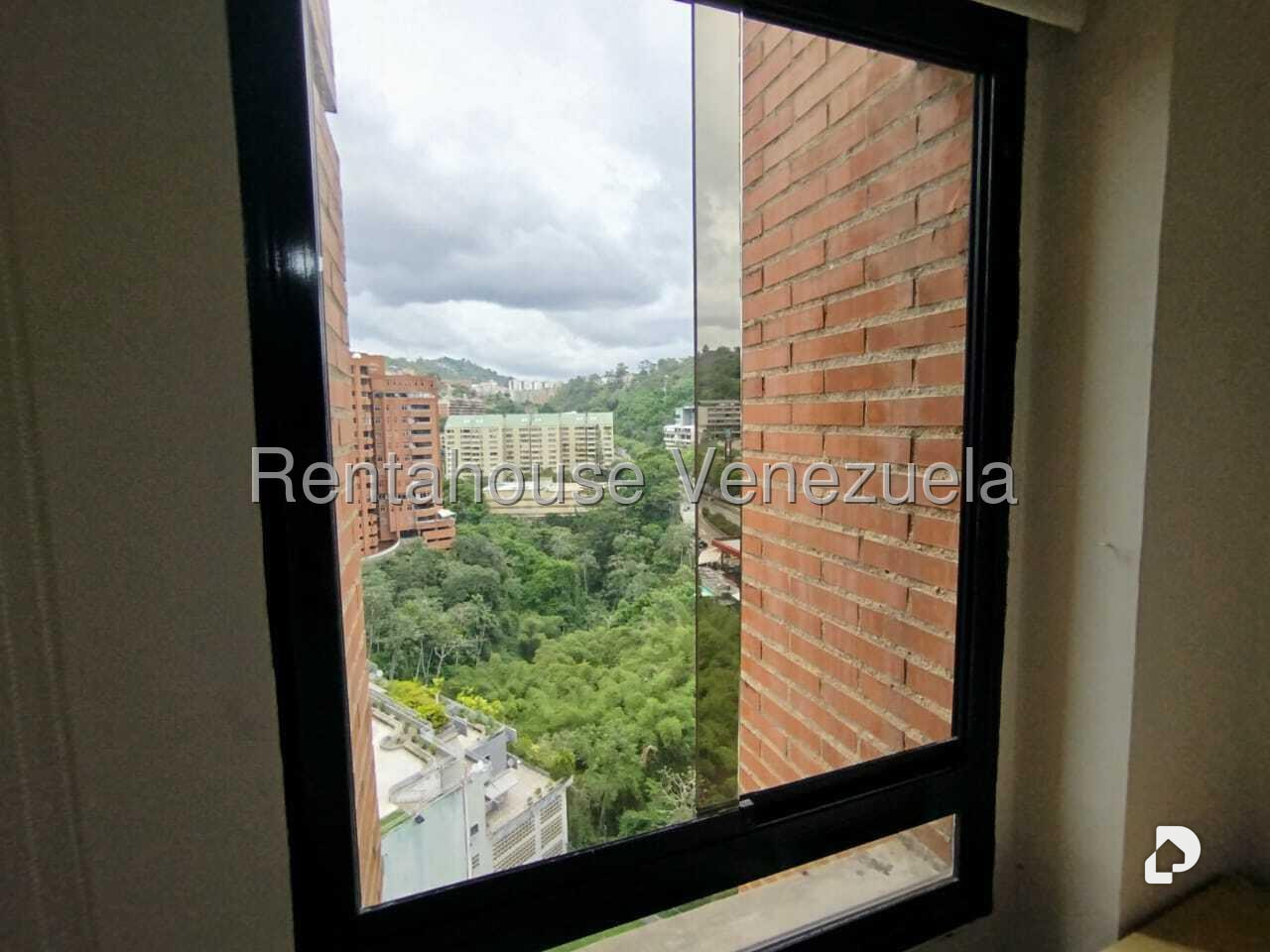 Apartamento en Las Esmeraldas, Caracas – 25