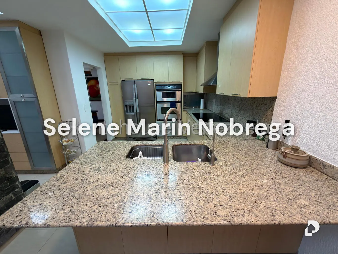Casa en Alto Prado, Caracas – 12