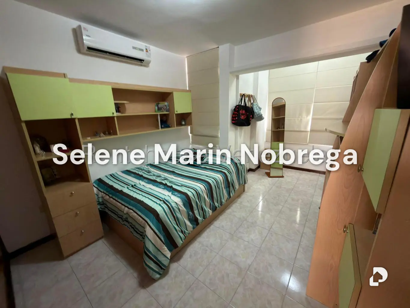 Casa en Alto Prado, Caracas – 30