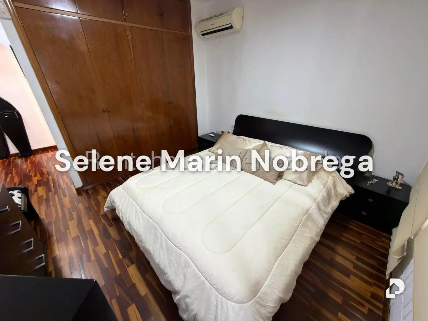 Casa en Alto Prado, Caracas – 27
