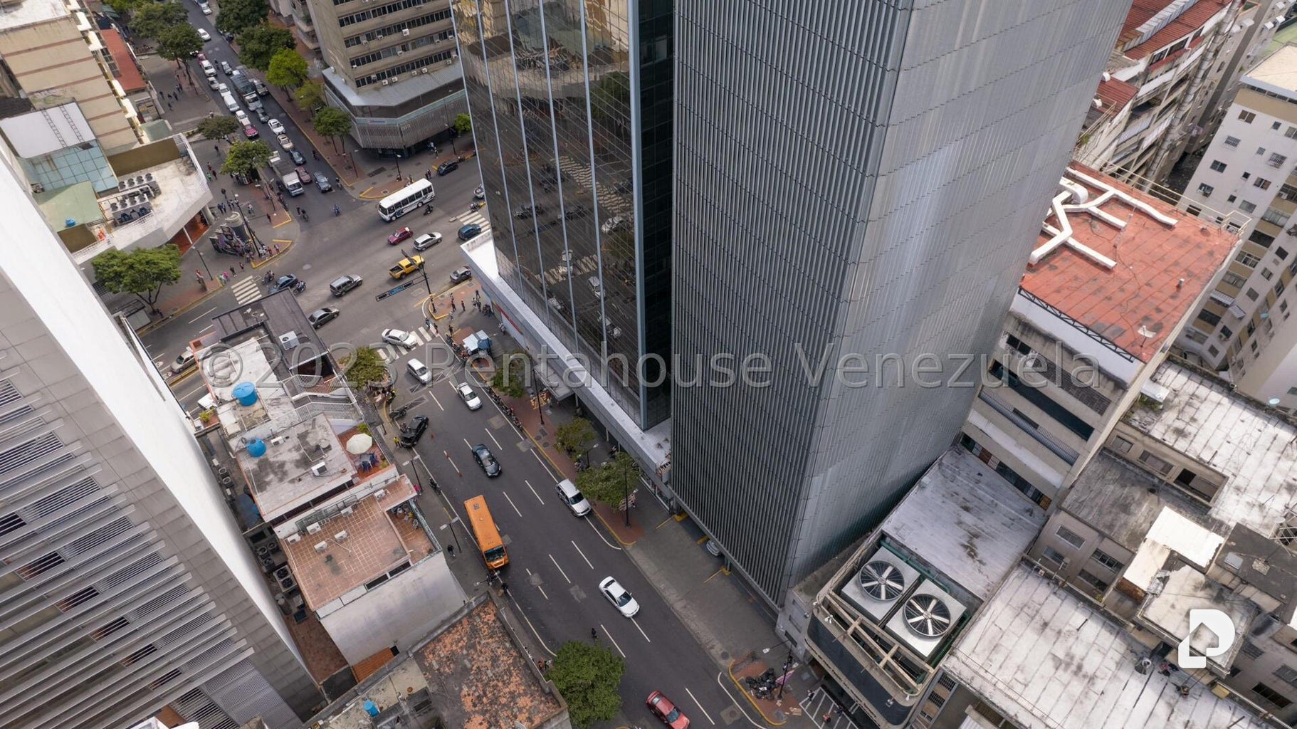 Edificio en Chacao, Caracas – 4