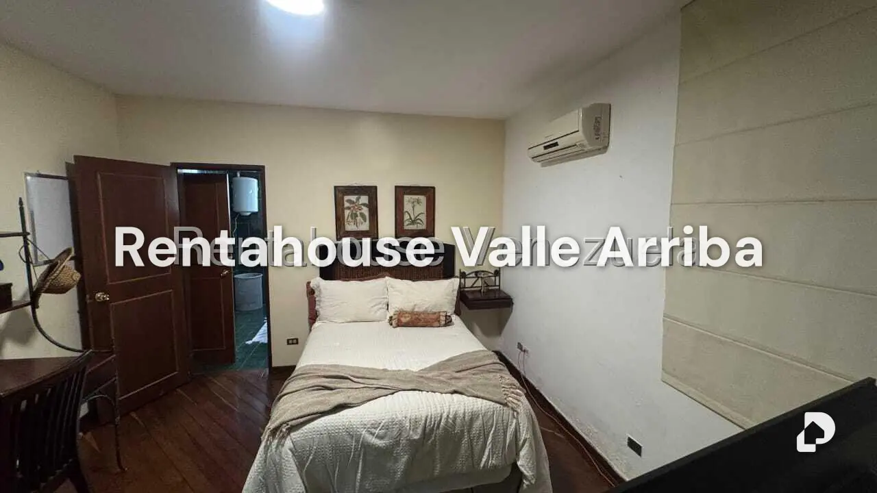 Casa en Colinas del Tamanaco, Caracas – 30
