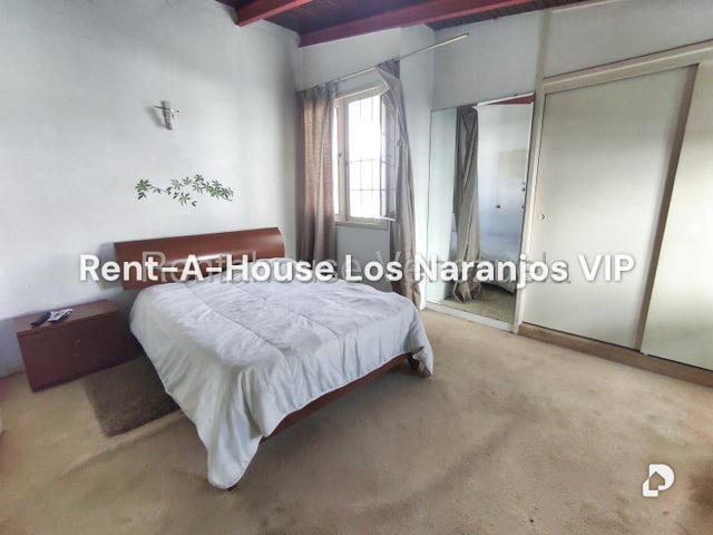 Casa en Santa Paula, Caracas – 17