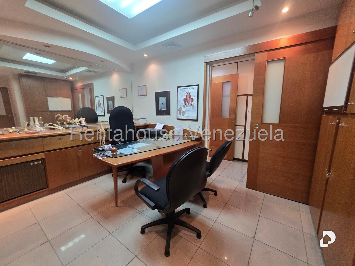 Local comercial en San Bernardino, Caracas – 22