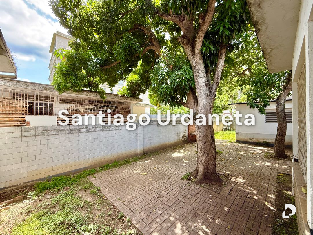 Casa en Altamira, Caracas – 9
