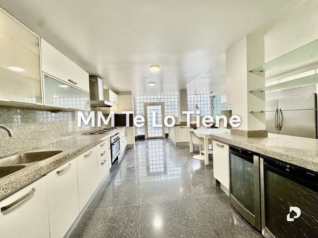 House in Oripoto, Caracas – 11