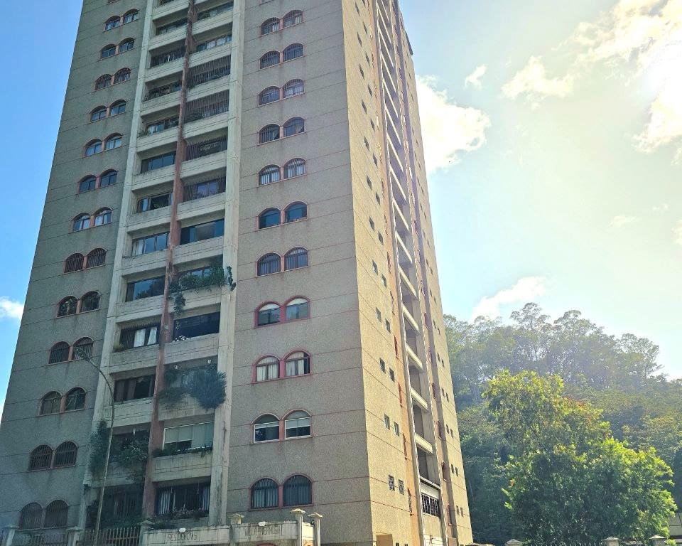 Apartamento en Parque El Retiro, Altos Mirandinos - 1