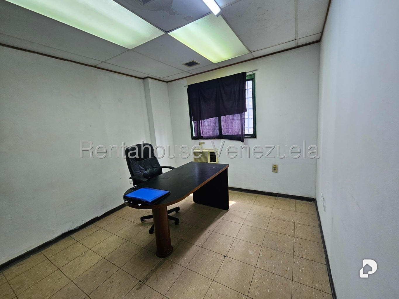 Oficina en Parroquia Catedral, Caracas – 14