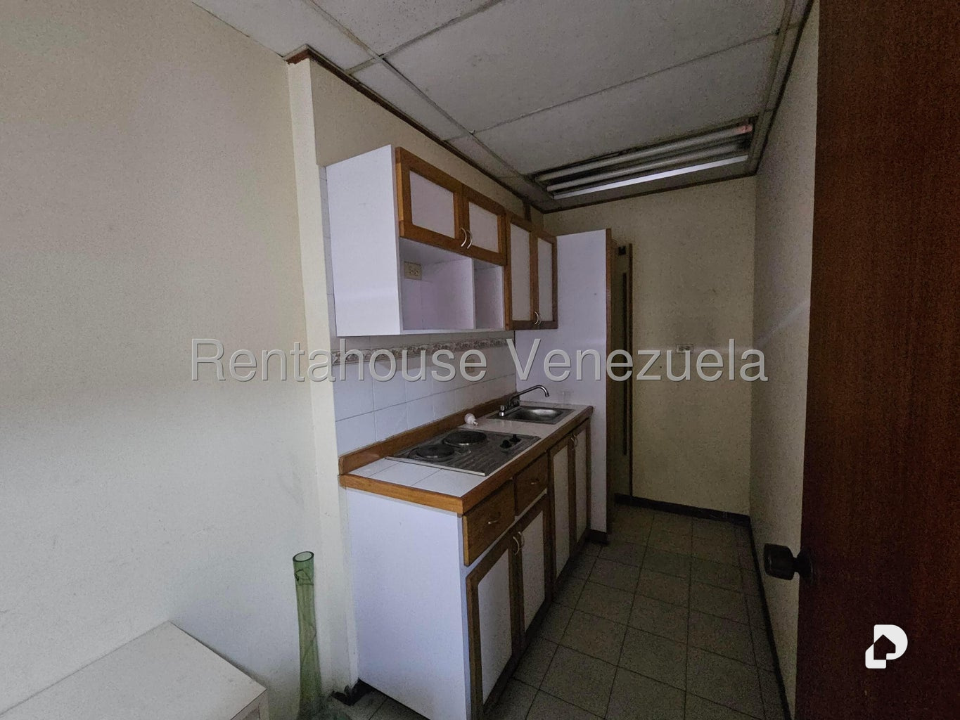 Oficina en Parroquia Catedral, Caracas – 15