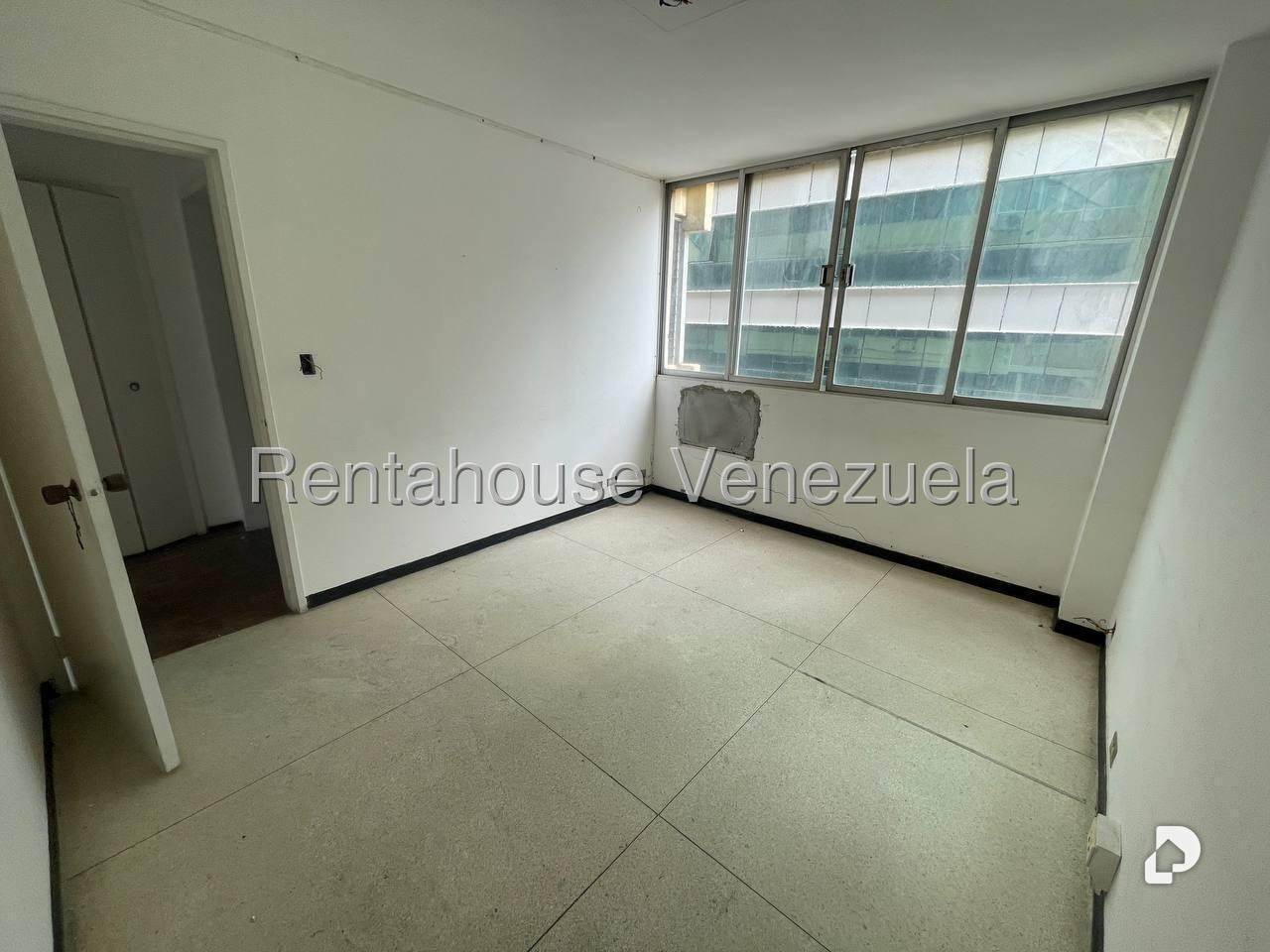Oficina en El Rosal, Caracas – 9