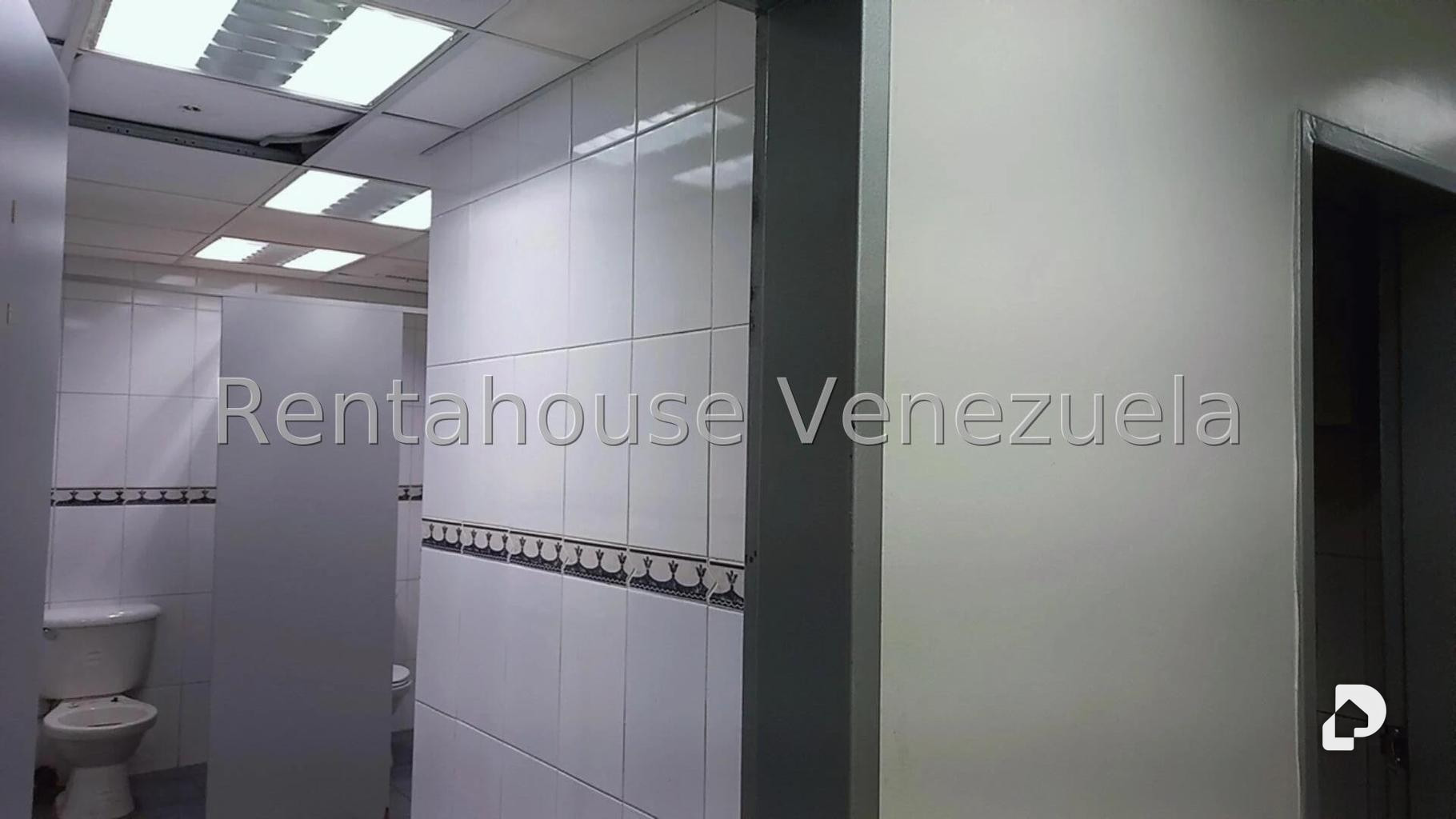 Local comercial en Los Ruices, Caracas – 13