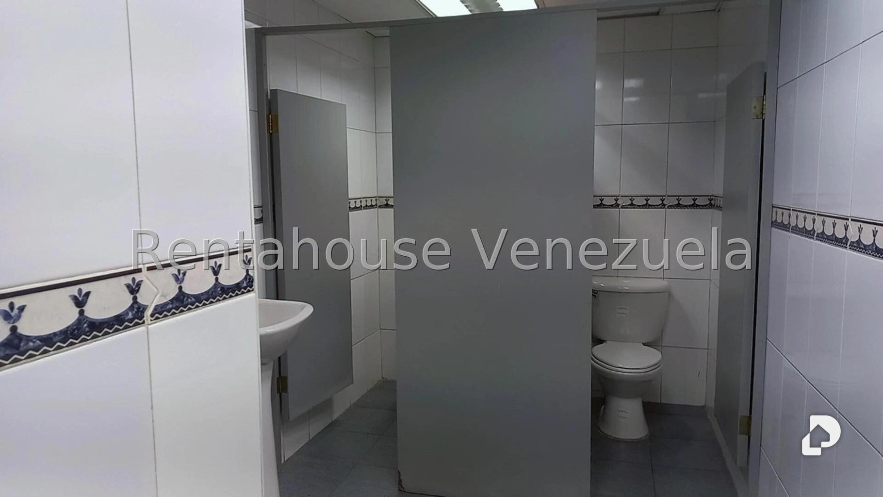 Local comercial en Los Ruices, Caracas – 12