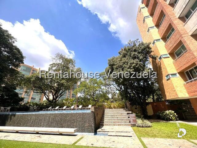 Apartamento en Campo Alegre, Caracas – 24