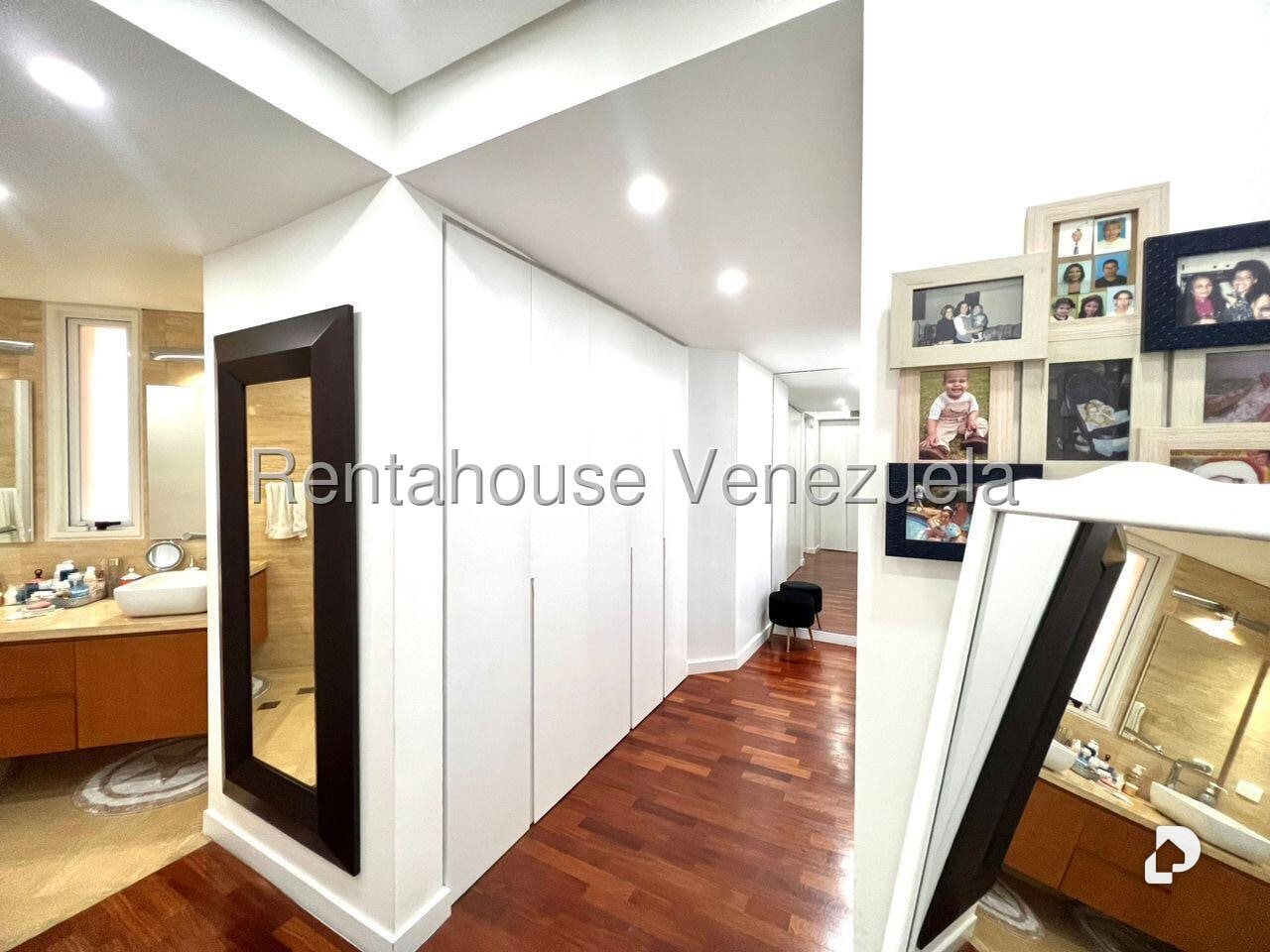 Apartamento en Campo Alegre, Caracas – 11