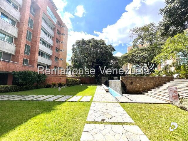 Apartamento en Campo Alegre, Caracas – 25