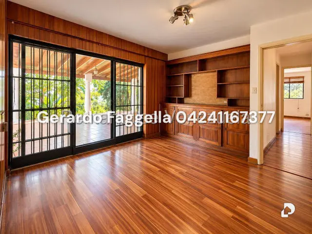 Casa en Cumbres de Curumo, Caracas – 24