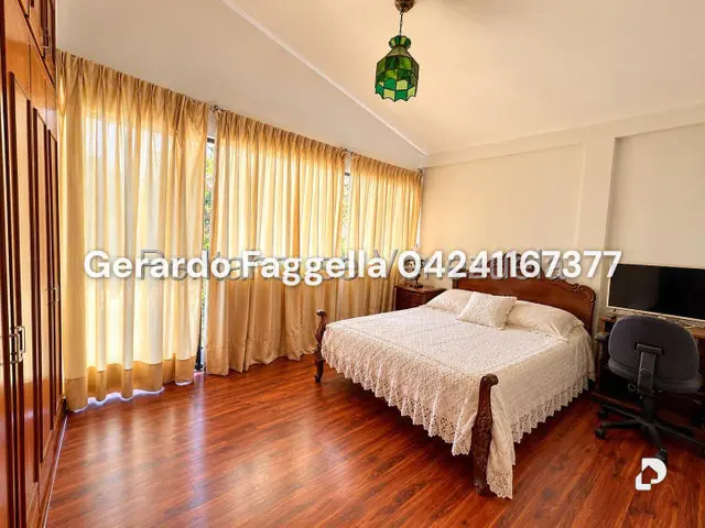 Casa en Cumbres de Curumo, Caracas – 12