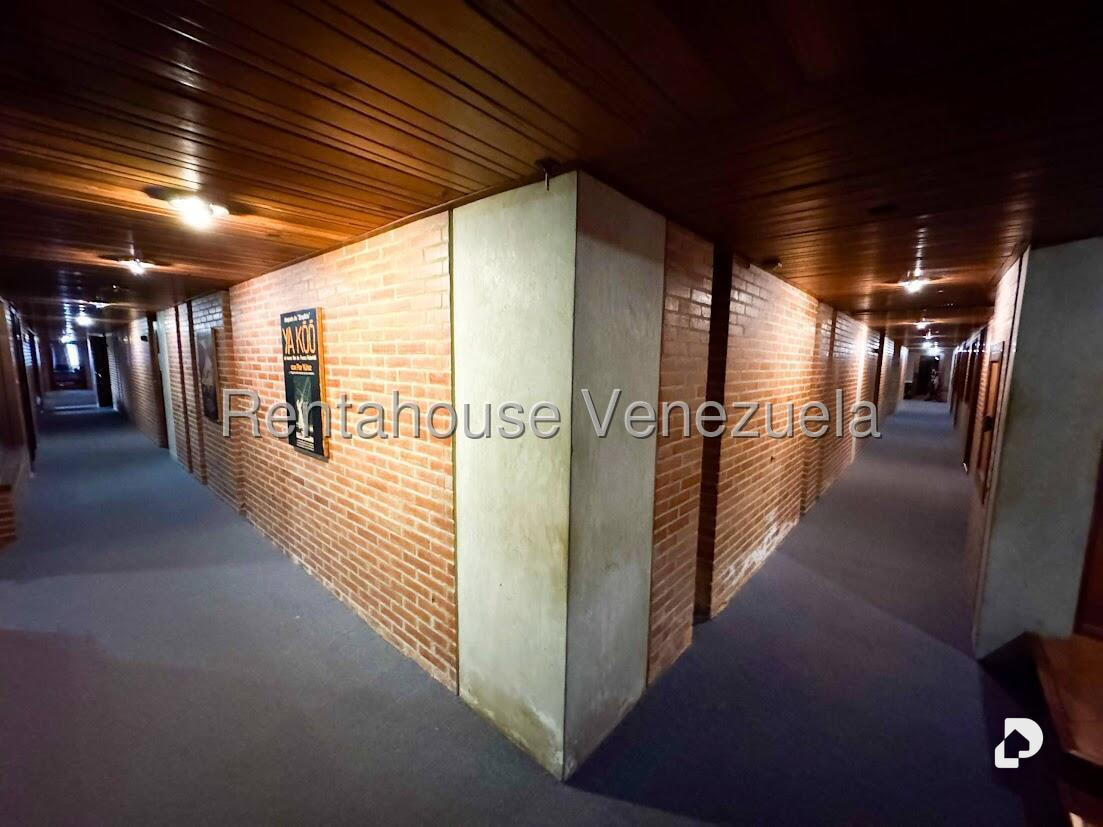 Warehouse in Colinas de Bello Monte, Caracas – 4