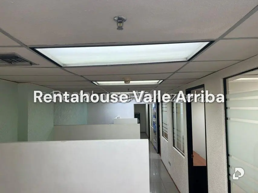 Oficina en Santa Eduvigis, Caracas – 26