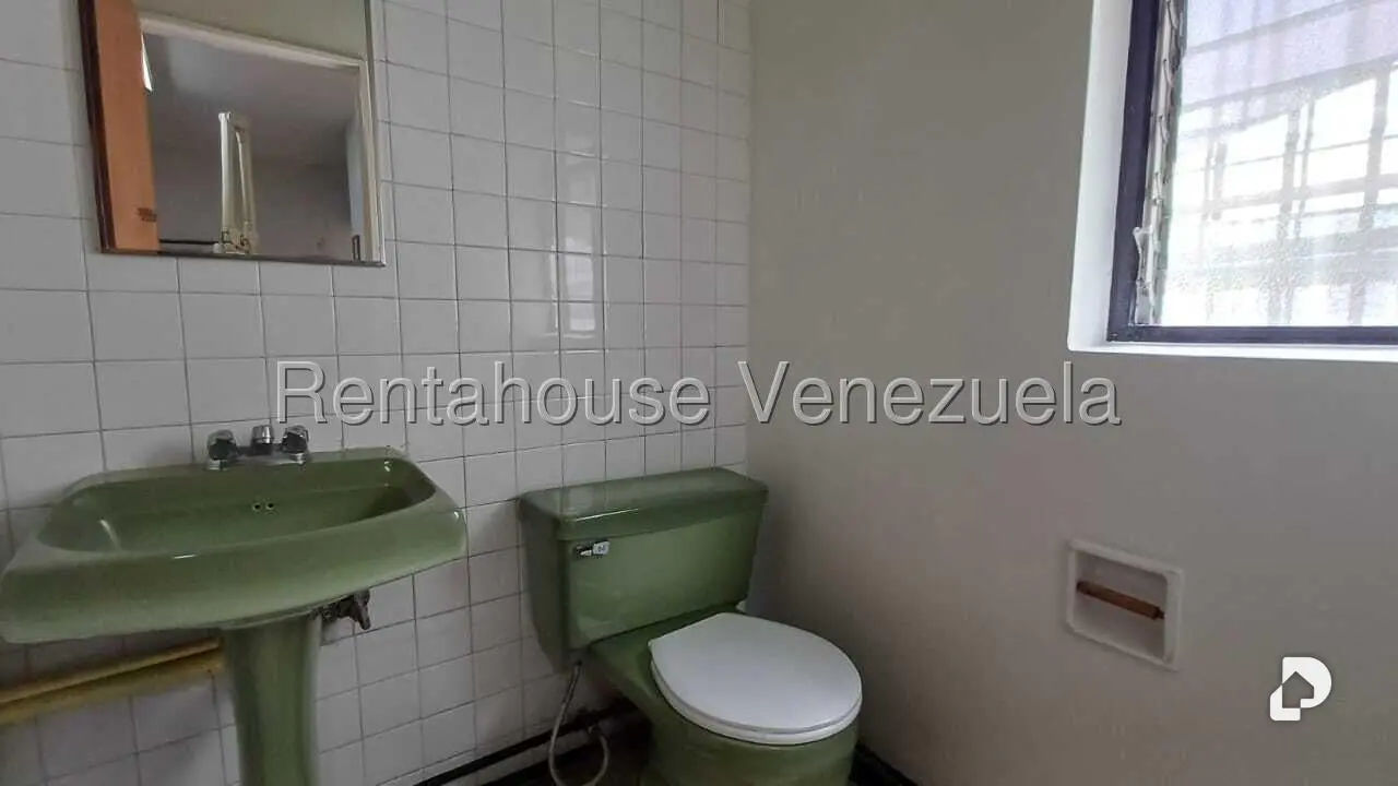 Local comercial en Parroquia San Juan, Caracas – 16