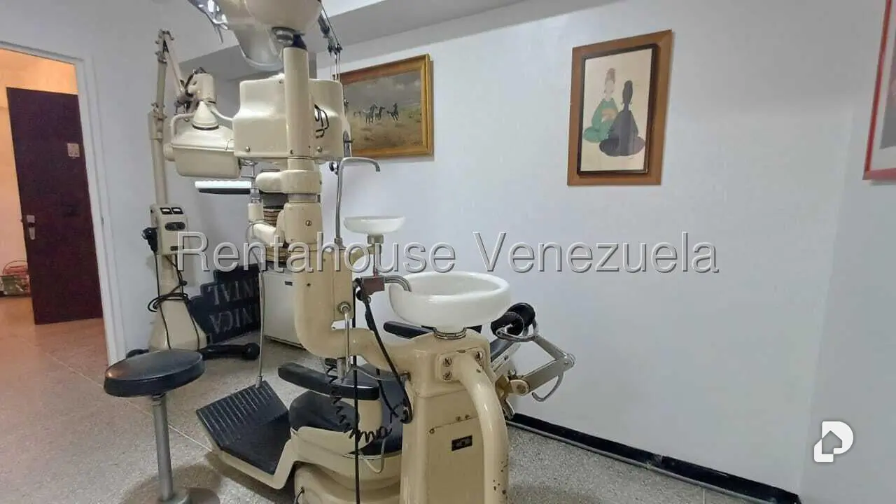 Local comercial en Parroquia San Juan, Caracas – 11