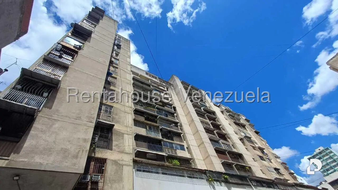 Local comercial en Parroquia San Juan, Caracas – 2