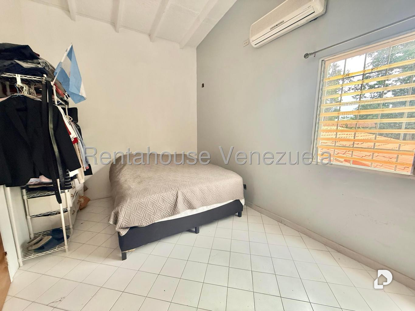 Casa en La Floresta, Caracas – 26