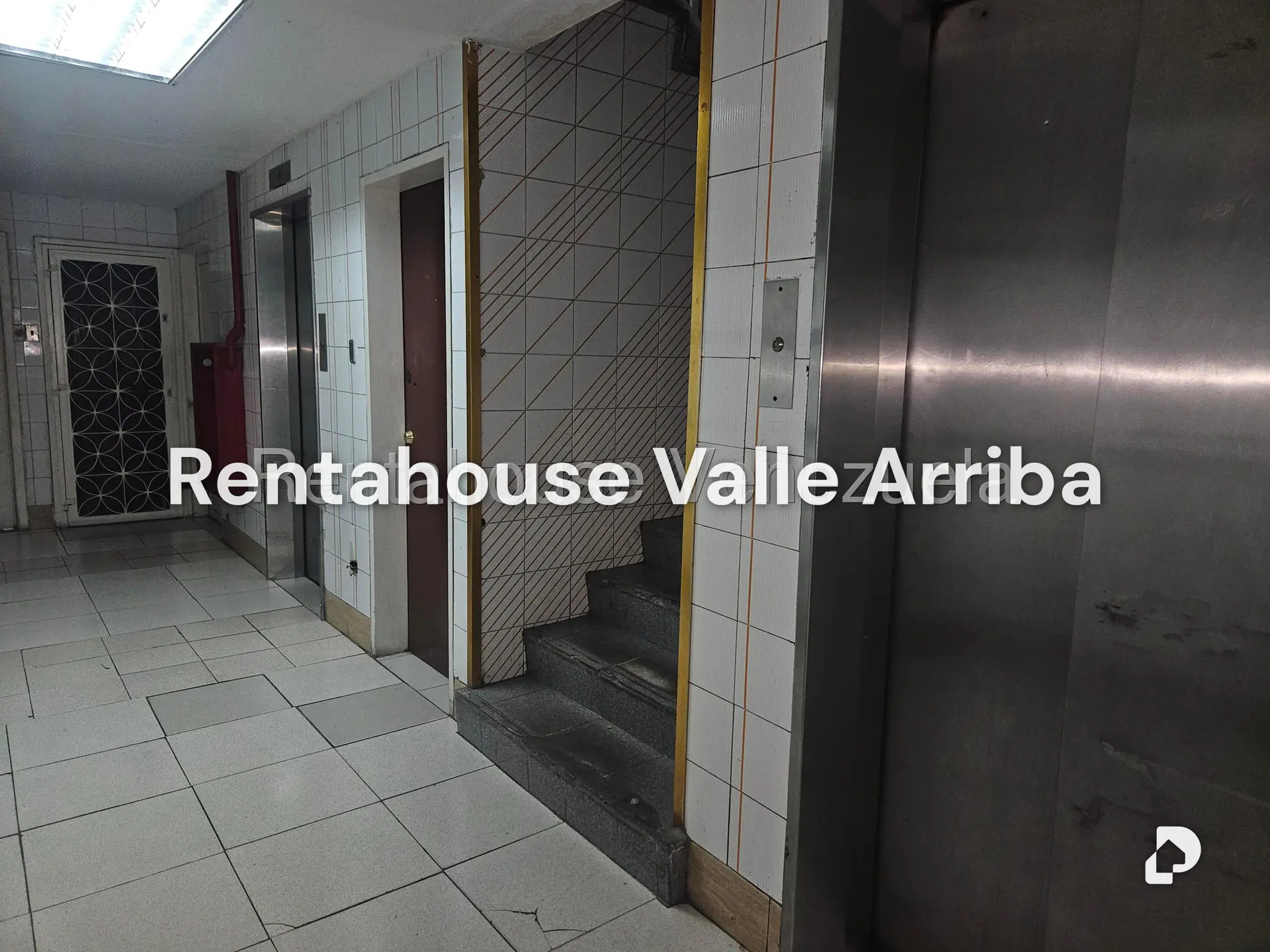 Local comercial en Parroquia Santa Rosalía, Caracas – 5