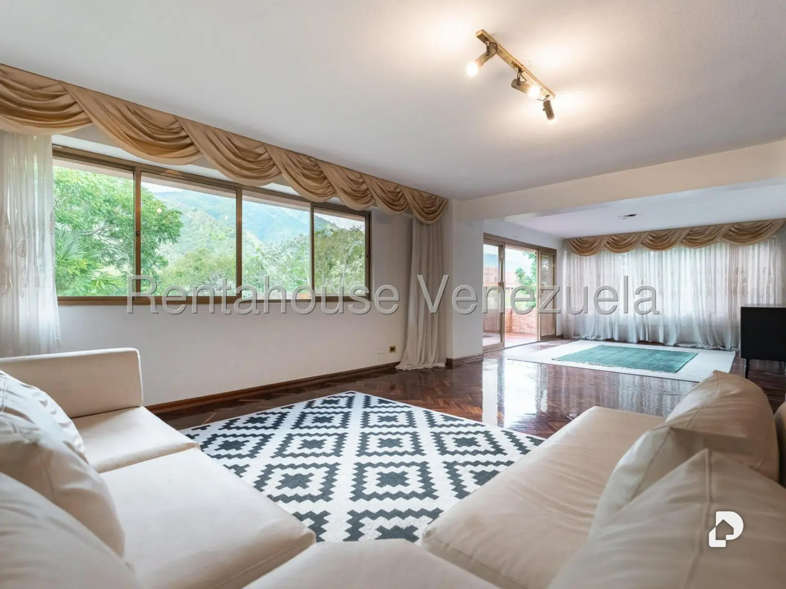Apartamento en Petare, Caracas – 9