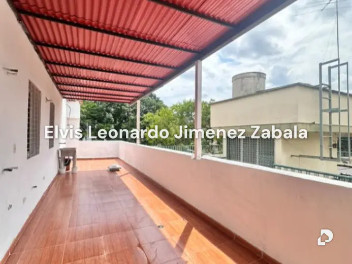 Local comercial en Parroquia Urbana San José, Valencia – 8