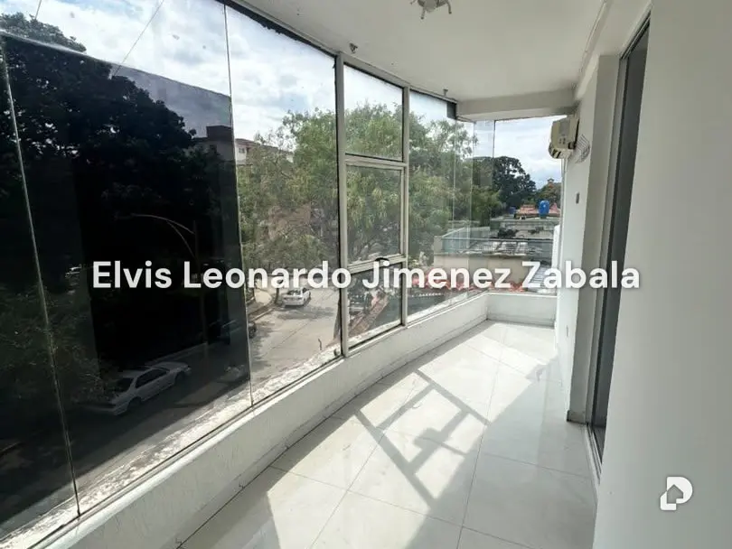 Local comercial en Parroquia Urbana San José, Valencia – 5