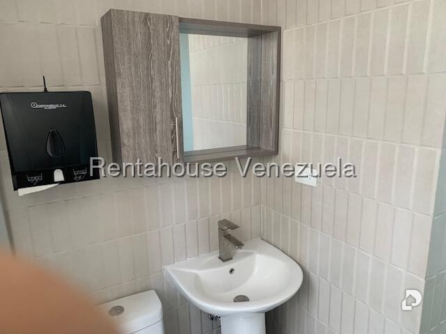 Apartamento en Los Palos Grandes, Caracas – 8