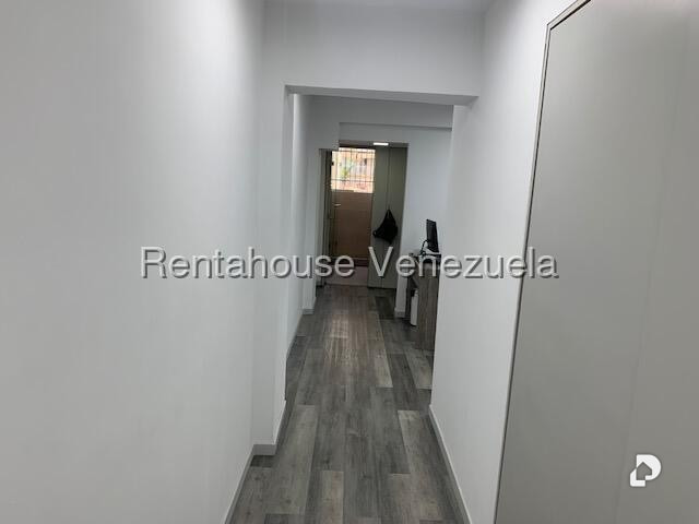 Apartamento en Los Palos Grandes, Caracas – 7