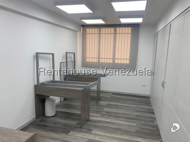 Apartamento en Los Palos Grandes, Caracas – 11