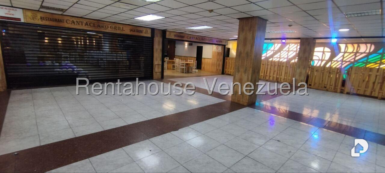 Local comercial en La Urbina, Caracas – 23