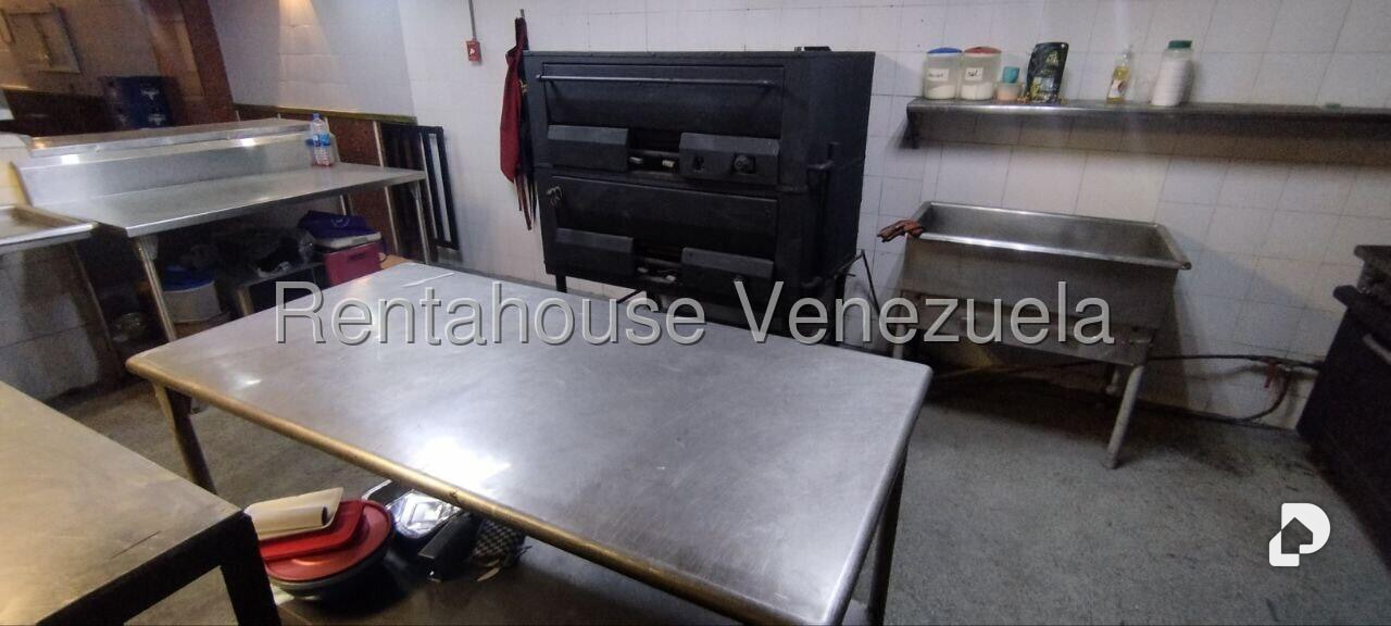 Local comercial en La Urbina, Caracas – 10
