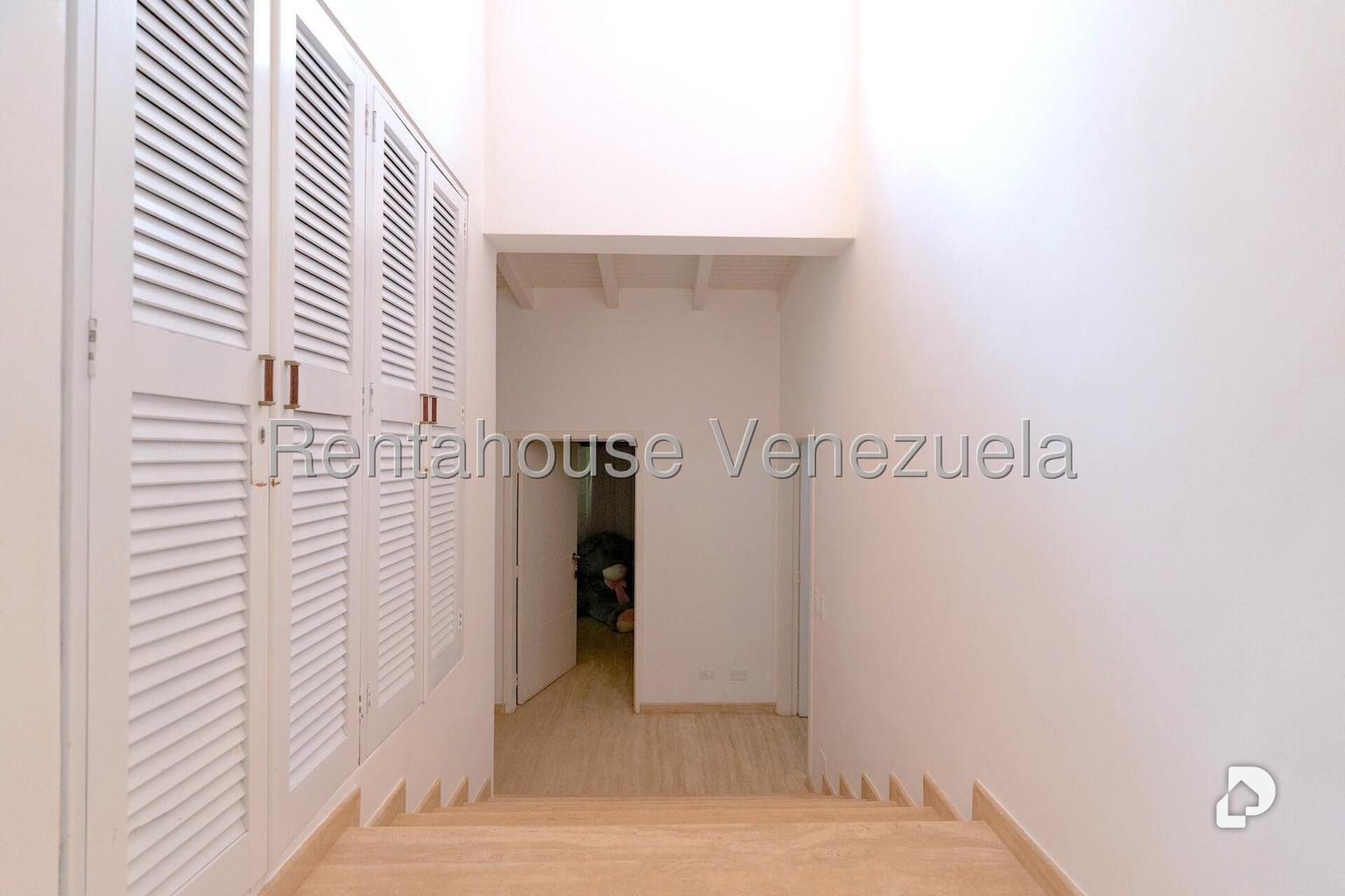 Casa en La Lagunita Country Club, Caracas