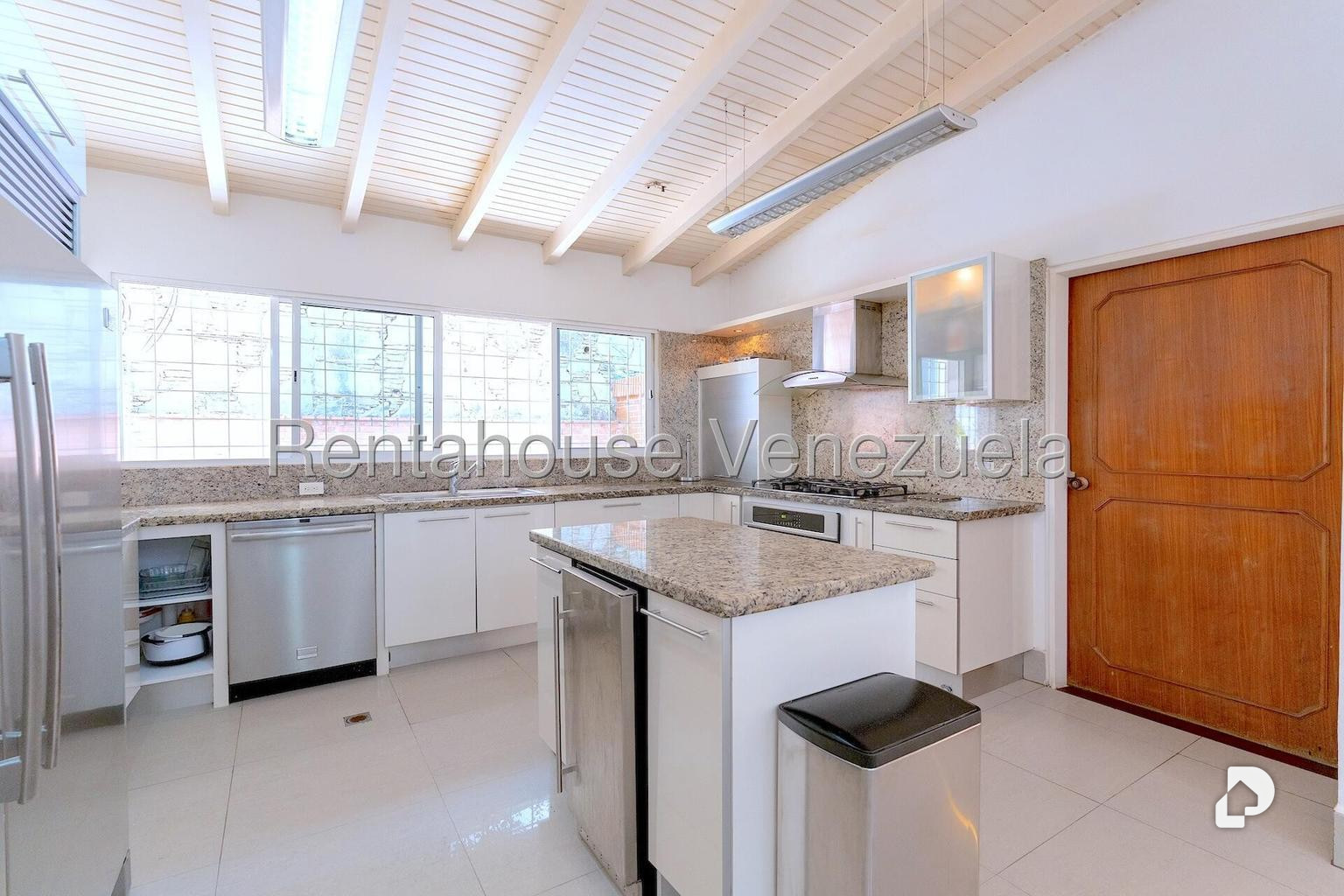 Casa en La Lagunita Country Club, Caracas