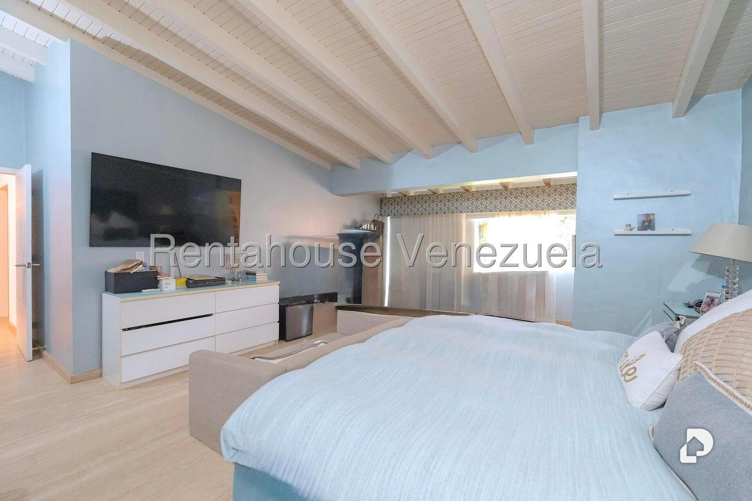 Casa en La Lagunita Country Club, Caracas