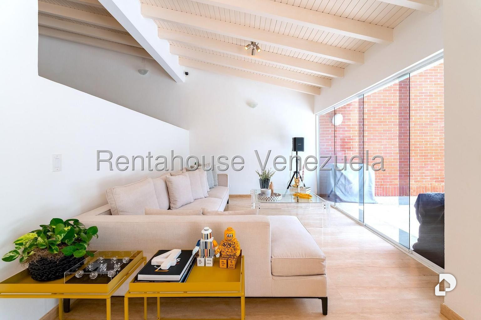 Casa en La Lagunita Country Club, Caracas
