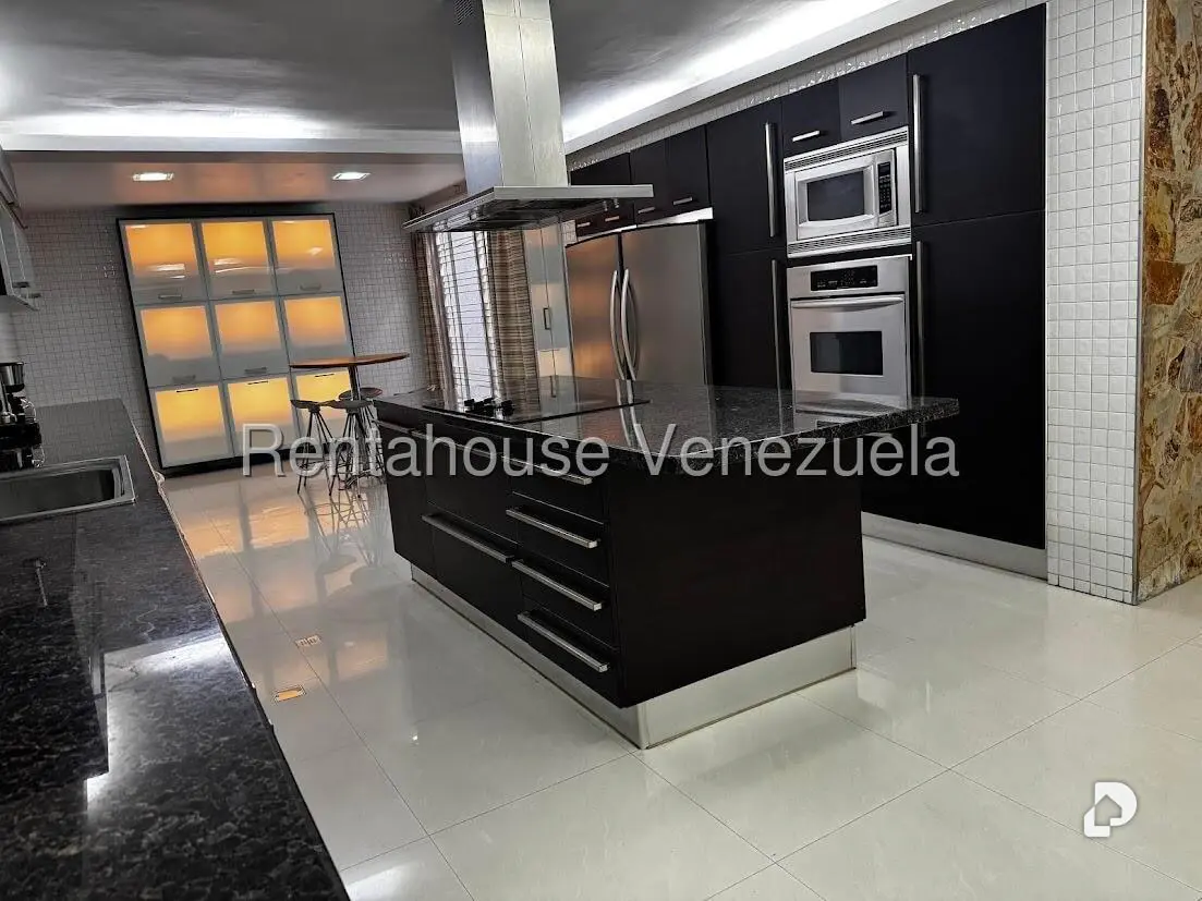 Apartamento en Lomas de Las Mercedes, Caracas – 13